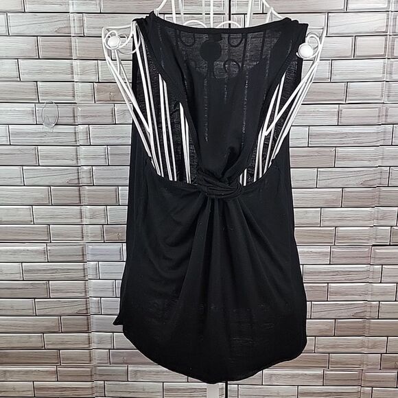 Disney Mulan t-shirt Size M Plus one more item Beauty and the Beast t-shirt - Picture 8 of 12